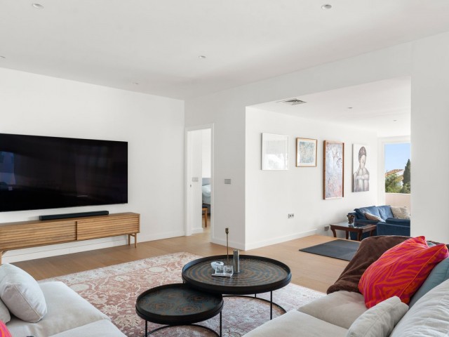 3 Bedrooms Apartment in Nueva Andalucía