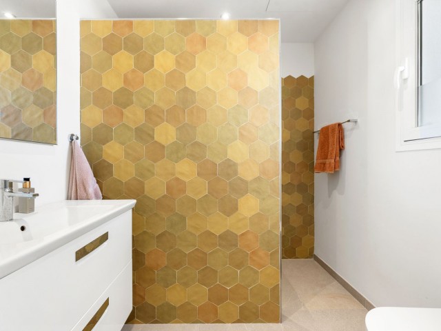 3 Bedrooms Apartment in Nueva Andalucía