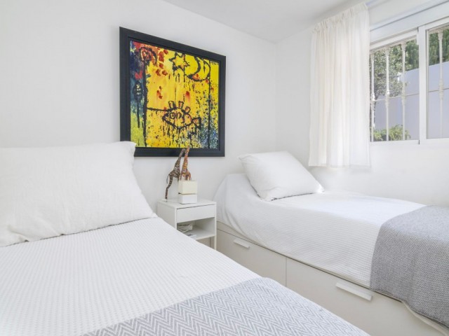 3 Soveroms Rekkehus i Nueva Andalucía