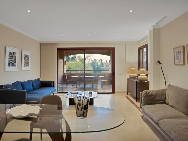 3 Schlafzimmer Apartment in Bahía de Marbella