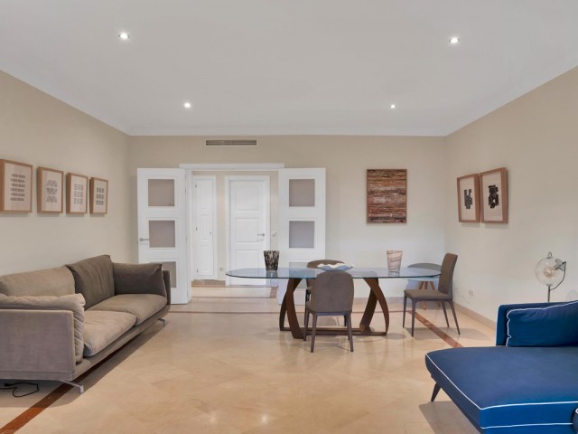 3 Schlafzimmer Apartment in Bahía de Marbella