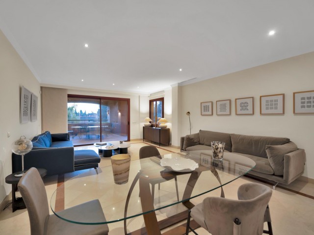 3 Makuuhuoneen Huoneisto Bahía de Marbella