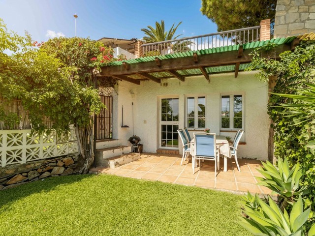 6 Bedrooms Villa in Fuengirola