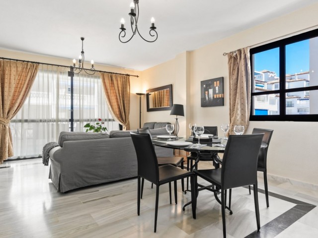 2 Bedrooms Apartment in Puerto Banús