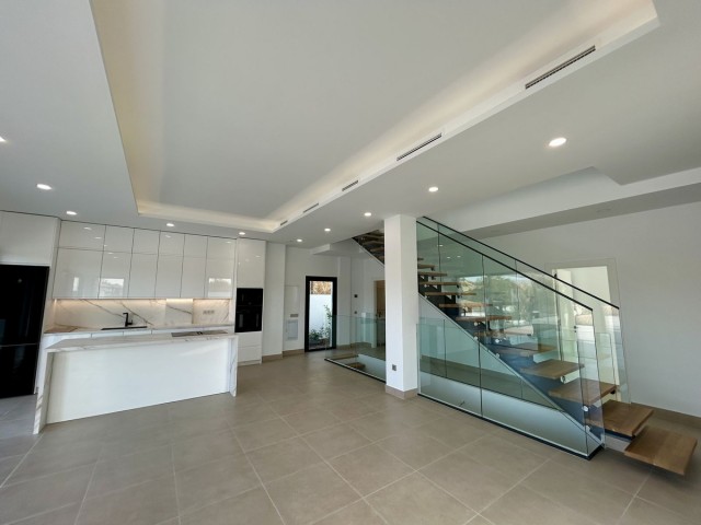 4 Schlafzimmer Villa in Campo Mijas