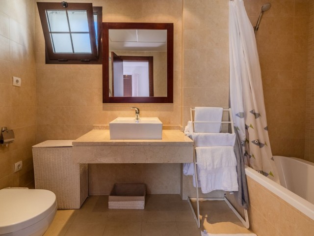 2 Bedrooms Apartment in Altos de los Monteros