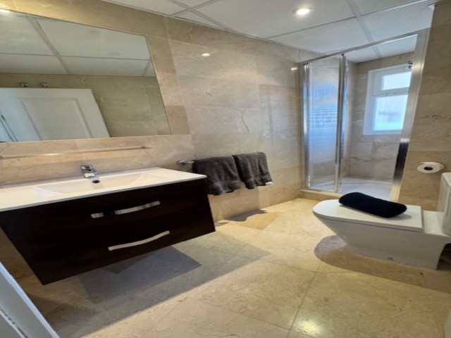 Kattohuoneisto Riviera del Sol