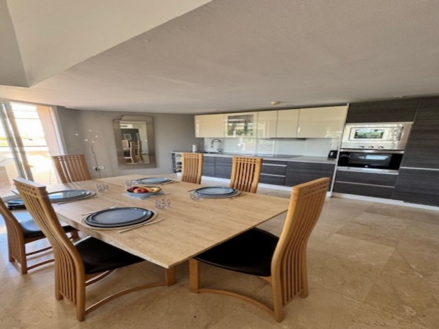 Kattohuoneisto Riviera del Sol