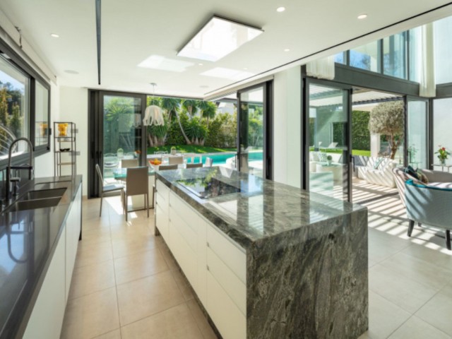 7 Schlafzimmer Villa in Puerto Banús