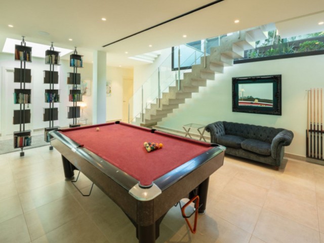 7 Schlafzimmer Villa in Puerto Banús