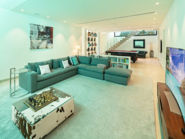 7 Schlafzimmer Villa in Puerto Banús