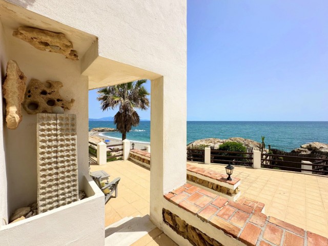 3 Bedrooms Villa in Manilva