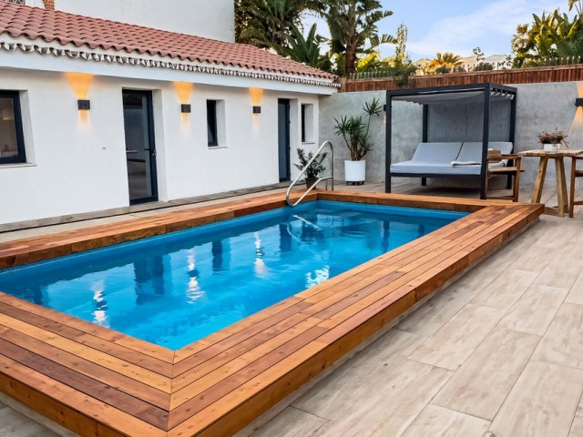 5 Makuuhuoneen Huvila Costabella