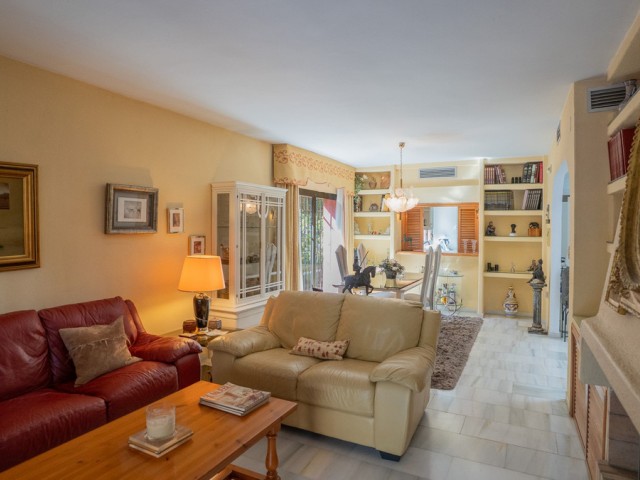 4 Bedrooms Villa in Marbella