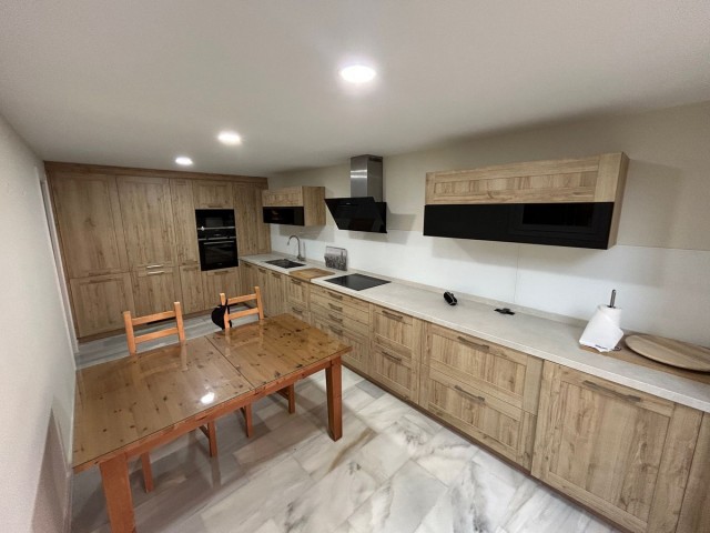 4 Makuuhuoneen Rivitalo Atalaya