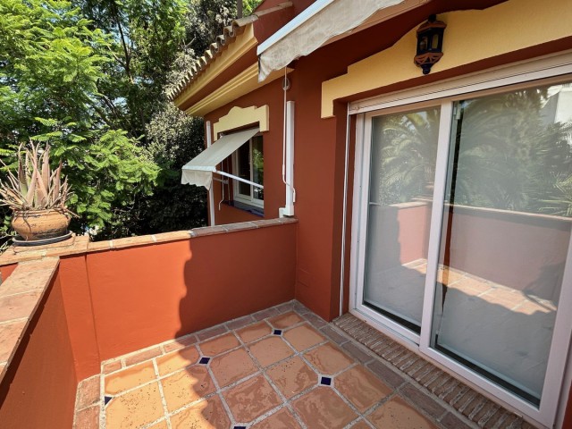 4 Makuuhuoneen Rivitalo Atalaya