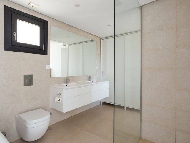 6 Bedrooms Villa in La Cala de Mijas