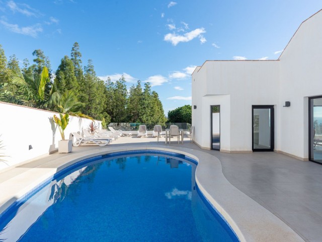 6 Bedrooms Villa in La Cala de Mijas