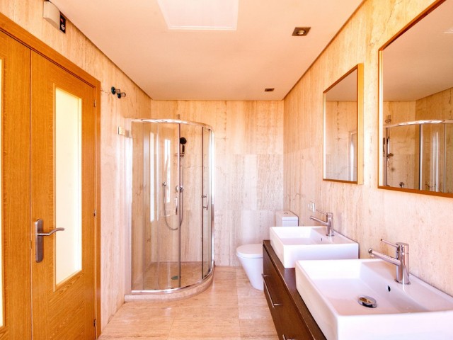 3 Bedrooms Townhouse in Manilva