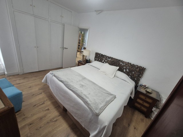 Apartamento con 2 Dormitorios  en Marbella