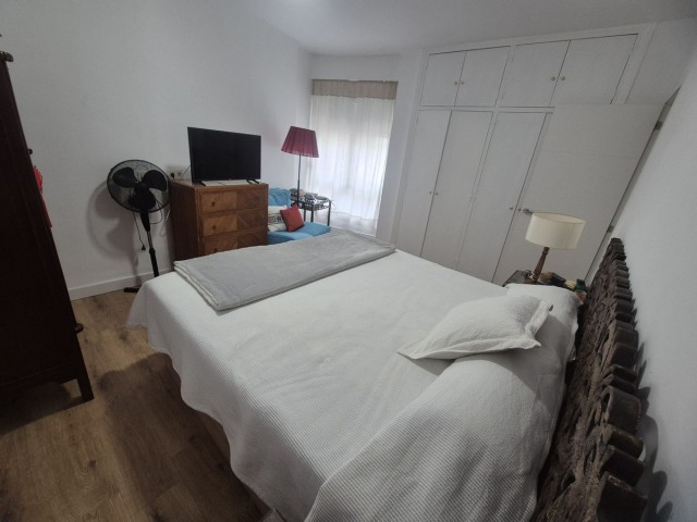 Apartamento con 2 Dormitorios  en Marbella