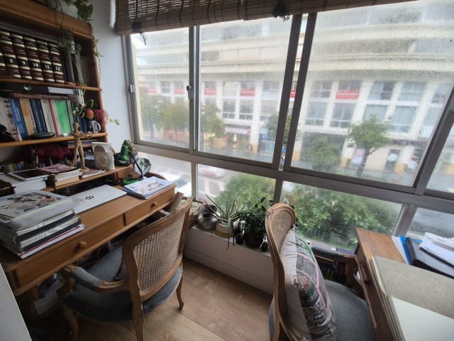 Apartamento con 2 Dormitorios  en Marbella