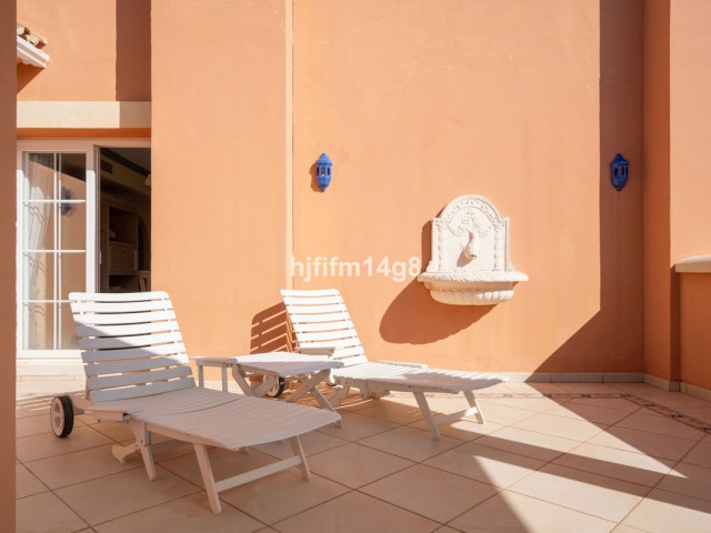 3 Bedrooms Apartment in Nueva Andalucía