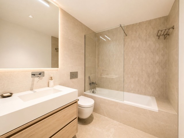 Appartement avec 2 Chambres  à Cabopino