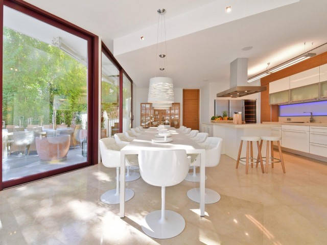 7 Bedrooms Villa in Nueva Andalucía