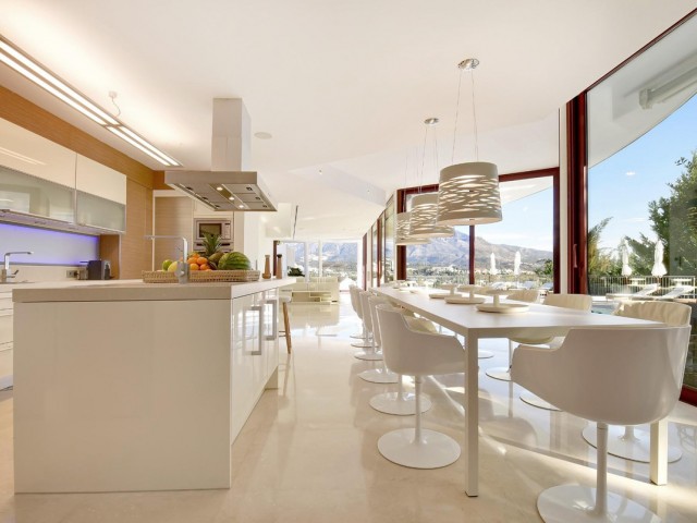 7 Bedrooms Villa in Nueva Andalucía