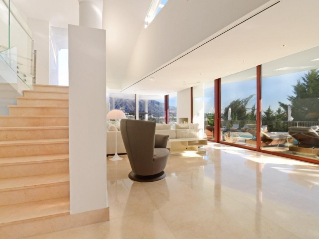 7 Schlafzimmer Villa in Nueva Andalucía