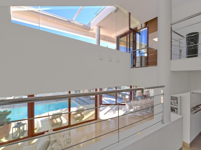 7 Schlafzimmer Villa in Nueva Andalucía