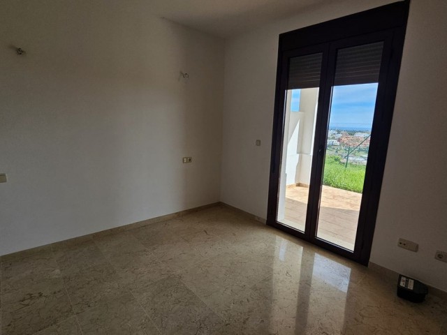 Maison mitoyenne avec 3 Chambres  à Doña Julia