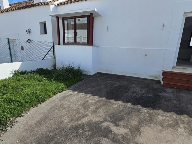 Radhus, Doña Julia, R5306968