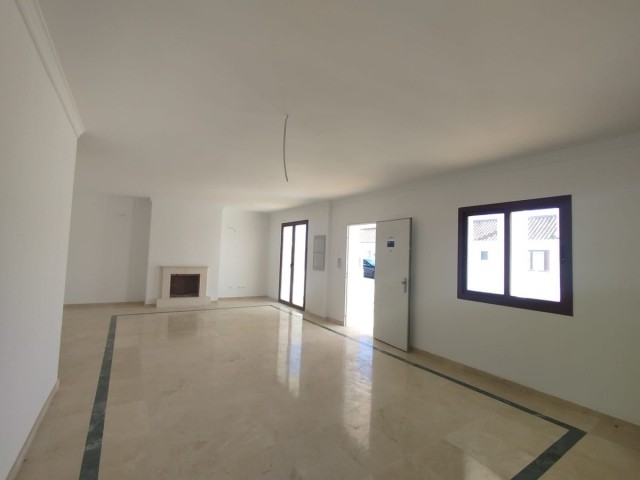 3 Schlafzimmer Reihenhaus in Doña Julia