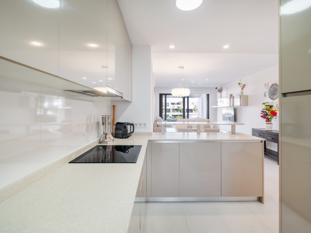 2 Schlafzimmer Apartment in Estepona