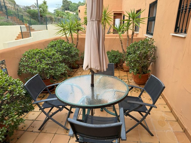 2 Bedrooms Apartment in Elviria