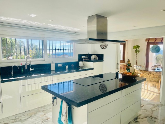 4 Sovrums Villa i Valtocado