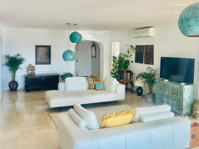 4 Schlafzimmer Villa in Valtocado