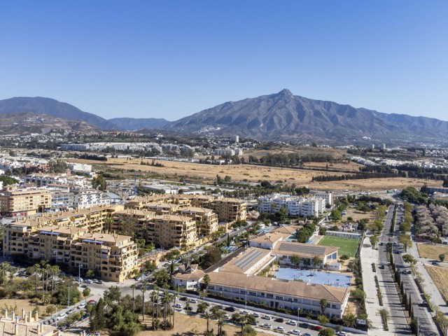 2 Bedrooms Apartment in San Pedro de Alcántara