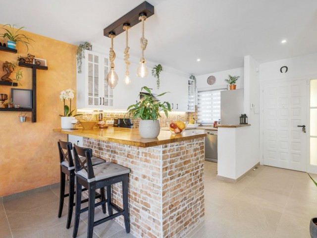 Adosado con 3 Dormitorios  en Cerros del Aguila