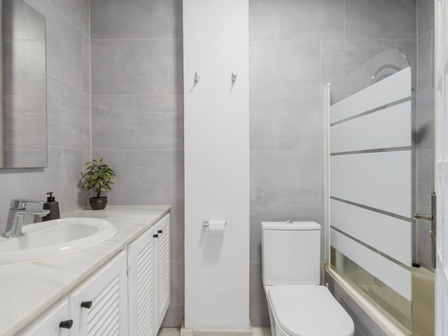 Adosado con 3 Dormitorios  en Cerros del Aguila