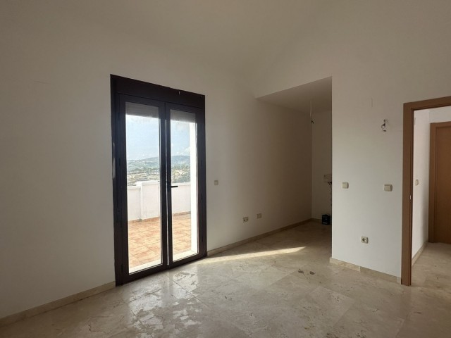 2 Schlafzimmer Reihenhaus in Doña Julia