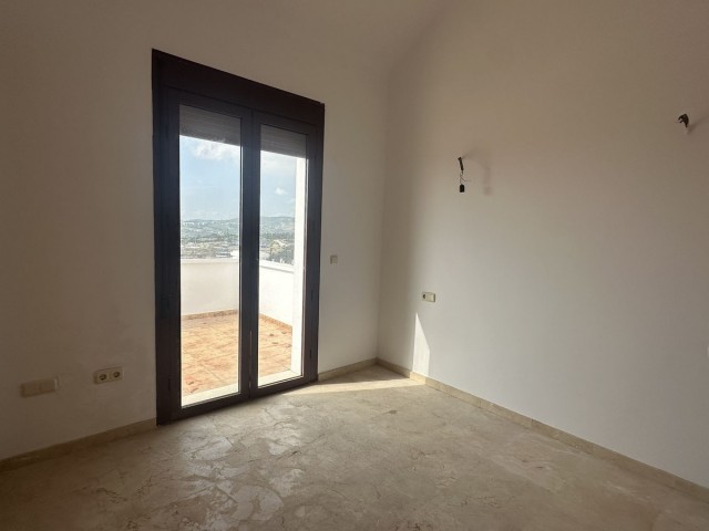 2 Schlafzimmer Reihenhaus in Doña Julia