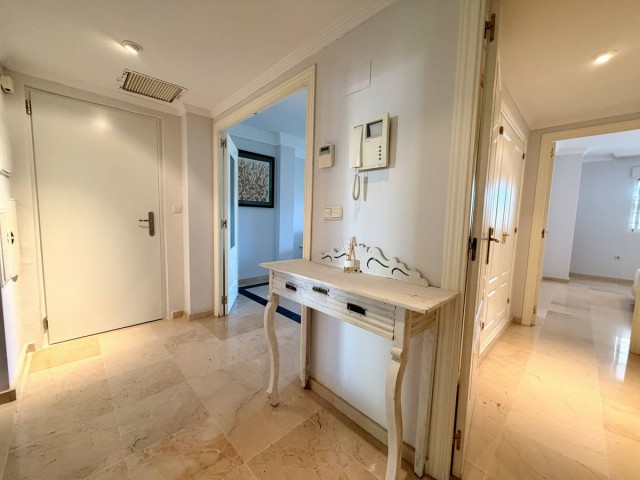 Huoneisto, Rio Real, R5308258