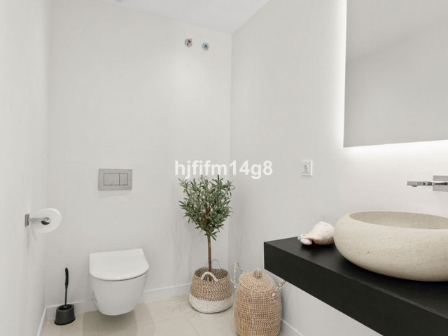 5 Bedrooms Villa in San Pedro de Alcántara