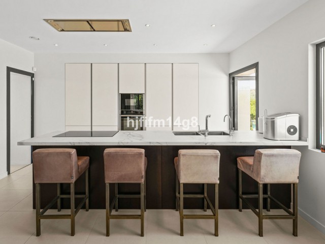 5 Schlafzimmer Villa in San Pedro de Alcántara