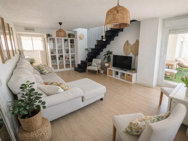 Ático con 3 Dormitorios  en Estepona