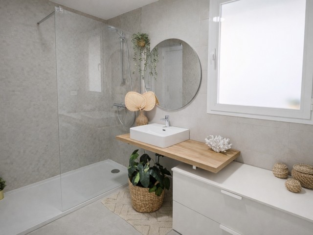 Ático con 3 Dormitorios  en Estepona