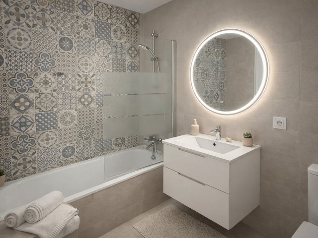 Ático con 3 Dormitorios  en Estepona